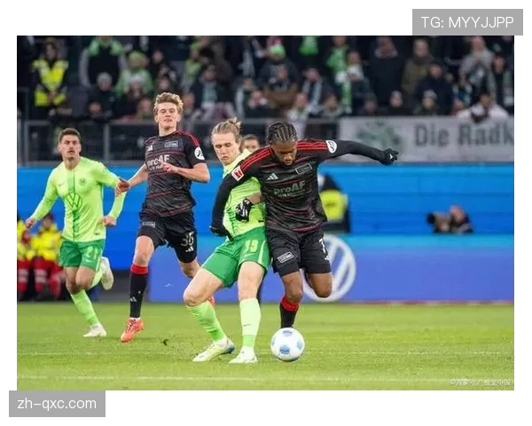 沃尔夫斯堡防线连续失误 球员赛后心理状态调整观察